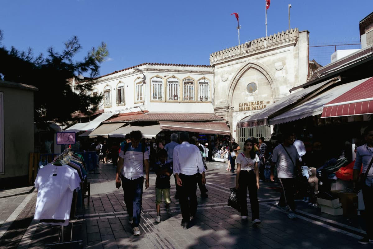 Eminönü'nde Gezilecek Yerler: İstanbul'un Tarihi Kalbi